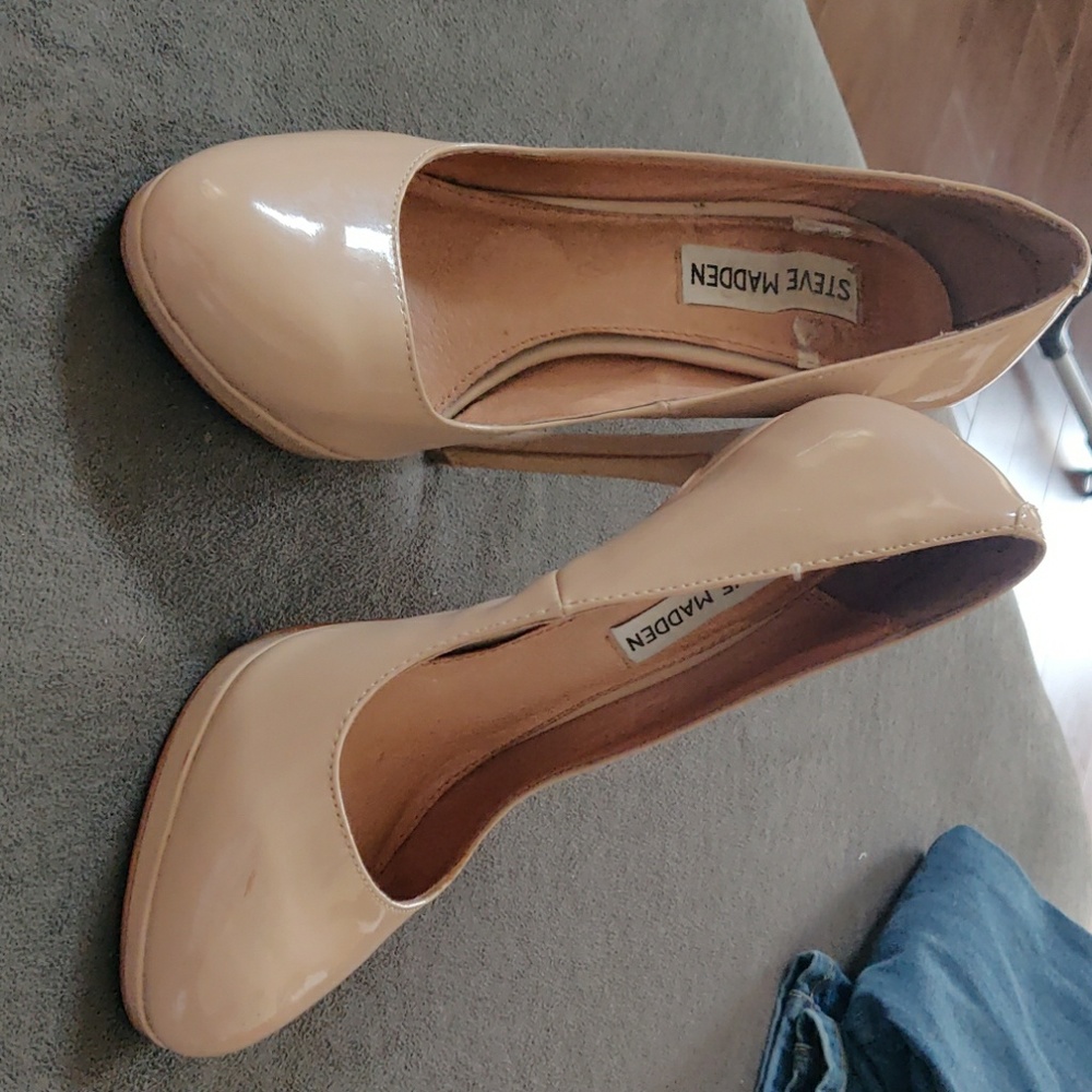 Steve Madden Nude Heels